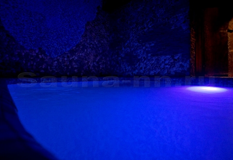 Сауна "Жемчужина" - номер 2 - бассейн - современная цветная подсветка, гидромассаж 